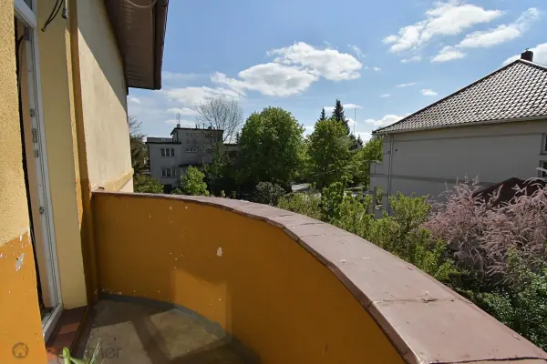Wrocław, Krzyki, Brochów, Koreańska, Klasyczna przedwojenna willa miejska z ogrodem