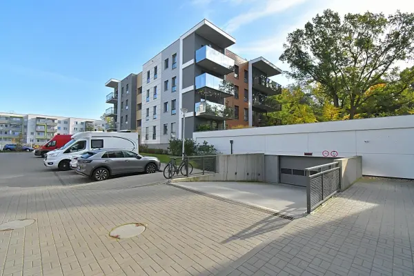 Wrocław, Psie Pole, Swojczyce, Vespucciego, Lokal na osiedlu Olimpia Port, przy bulwarze