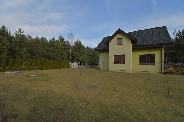 oławski, Jelcz-Laskowice, Miłoszyce, Bzowa, Dom wolnostojący w malowniczym zakątku, przy lesie